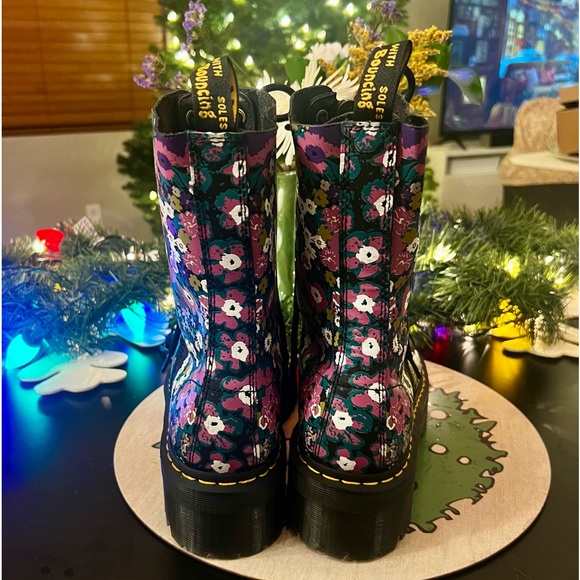 Sinclair Hi Vintage Floral Platform Boots - size 11 - Picture 3 of 6